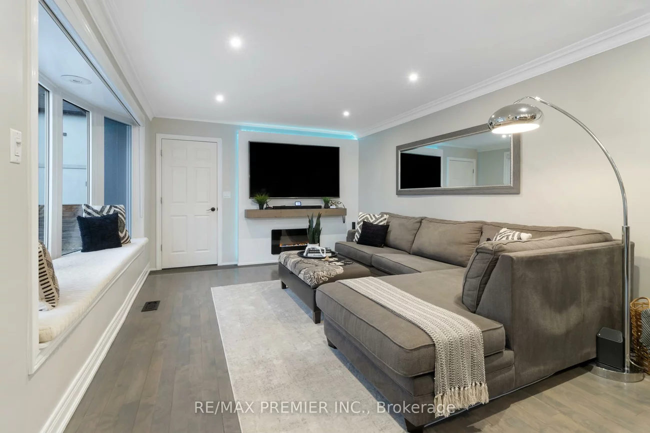 60, Nobleview, Nobleton, King