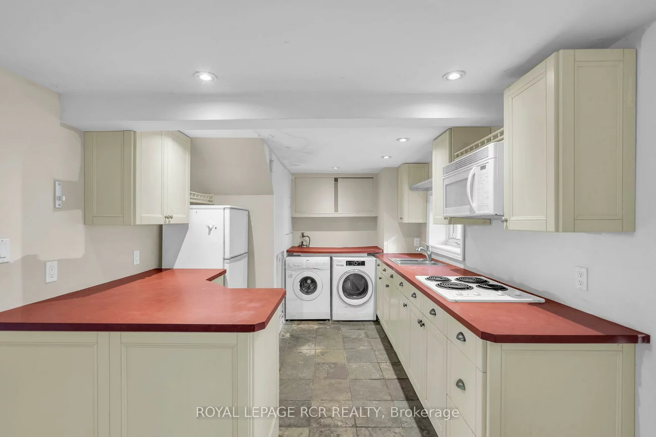 300, Old Bathurst, Rural King, King