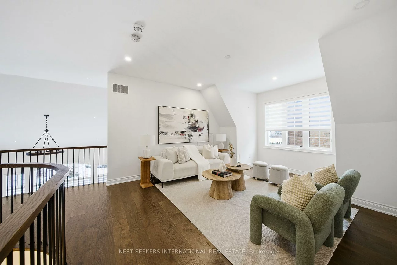 10, Larkin, Nobleton, King