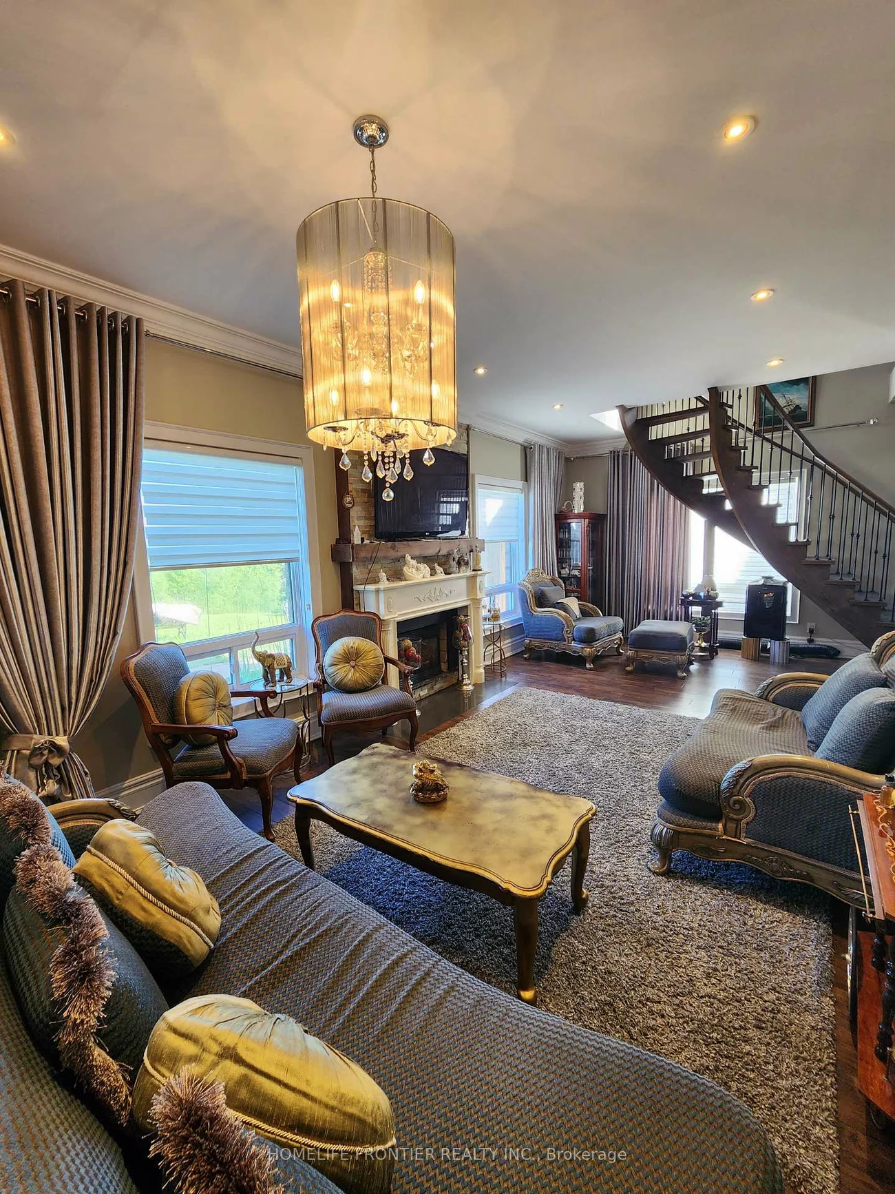 3, Mandalane, Schomberg, King