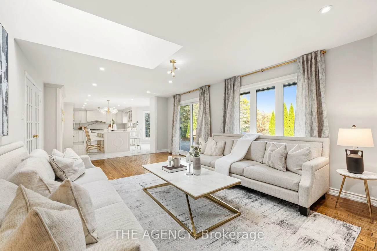 372, Burns, King City, King