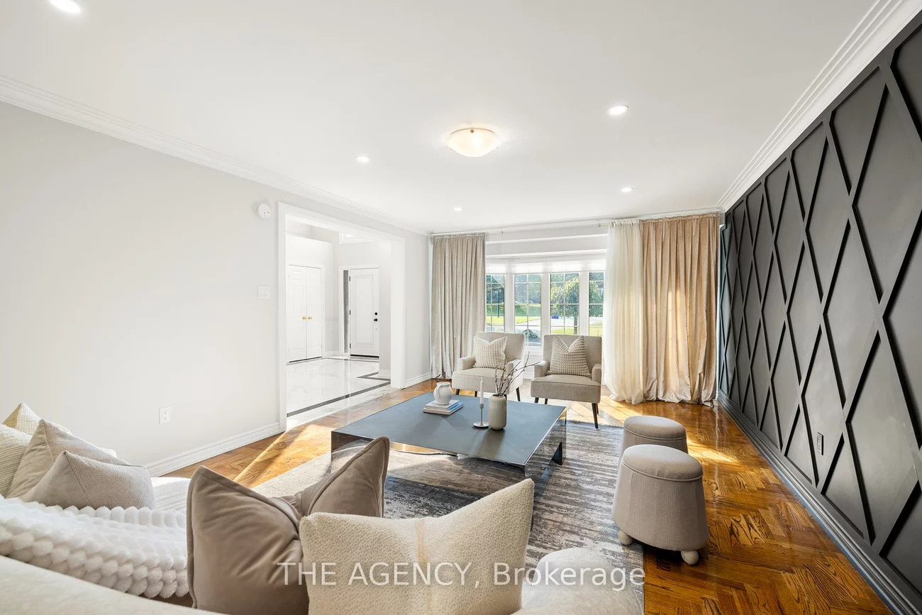 372, Burns, King City, King