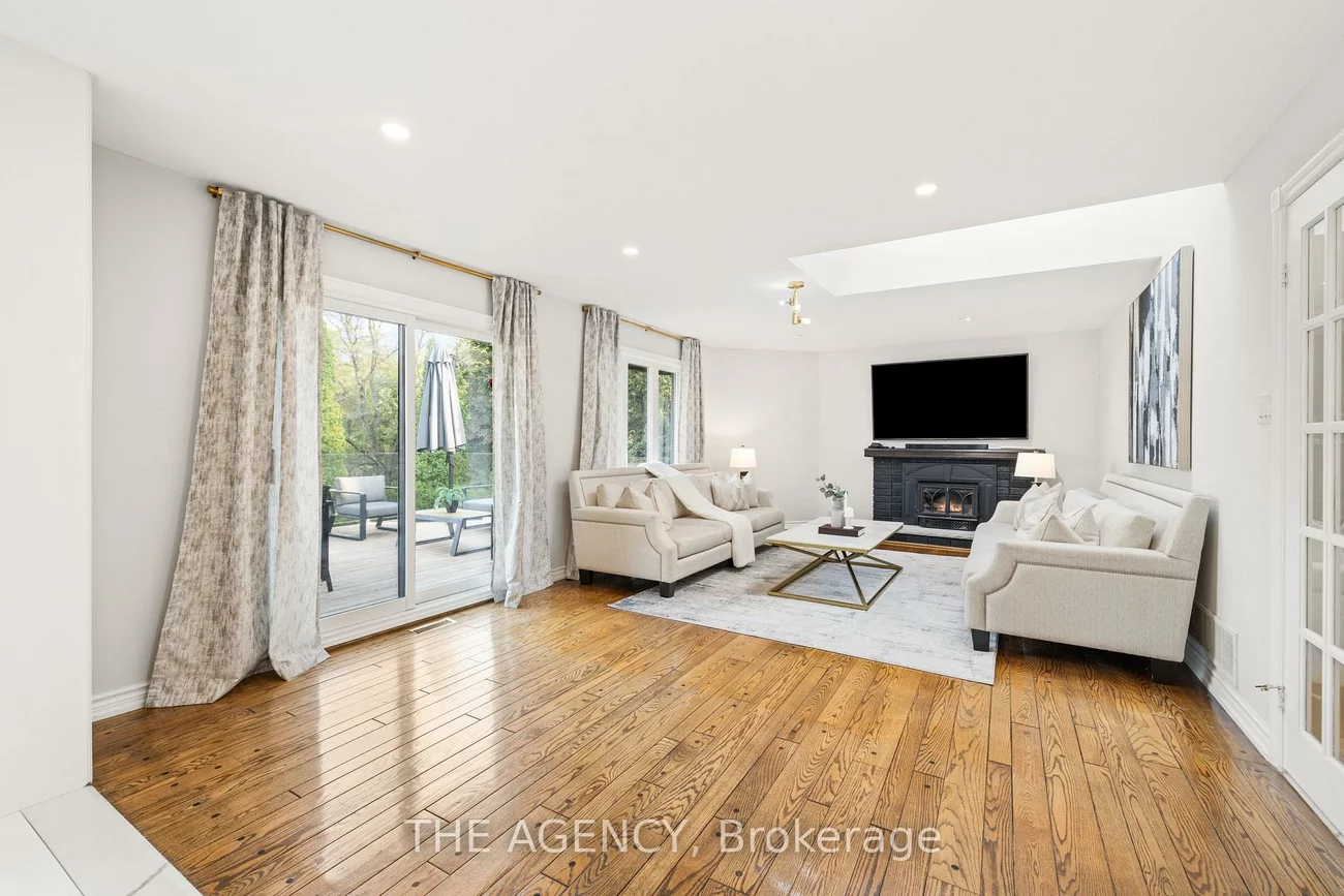 372, Burns, King City, King