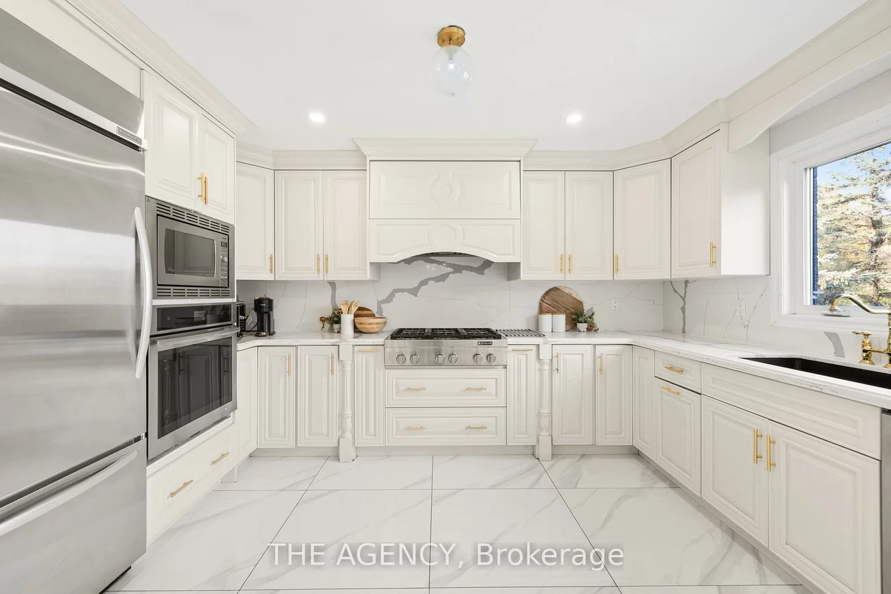 372, Burns, King City, King