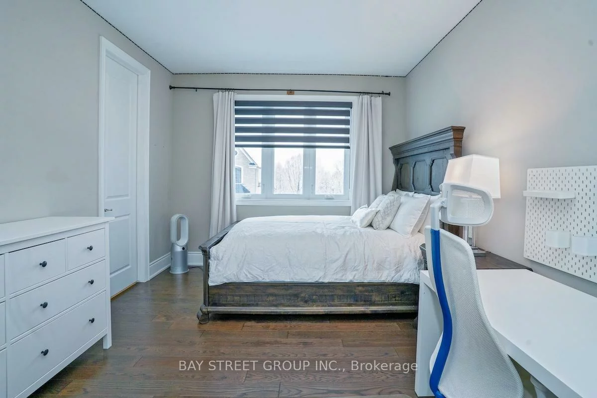 39, Cairns, King City, King