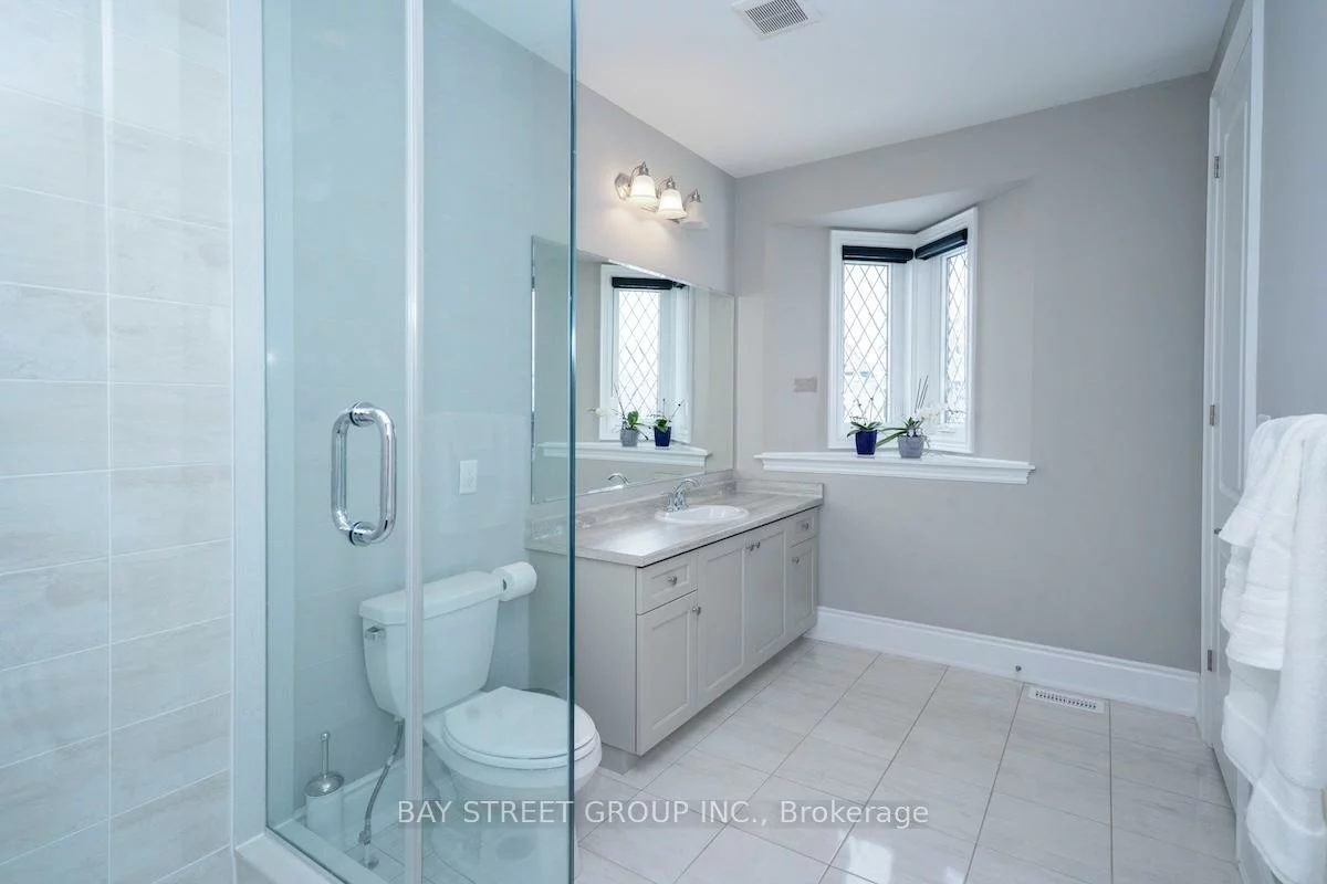 39, Cairns, King City, King