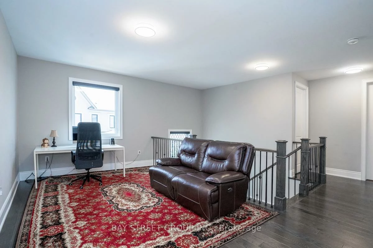 39, Cairns, King City, King