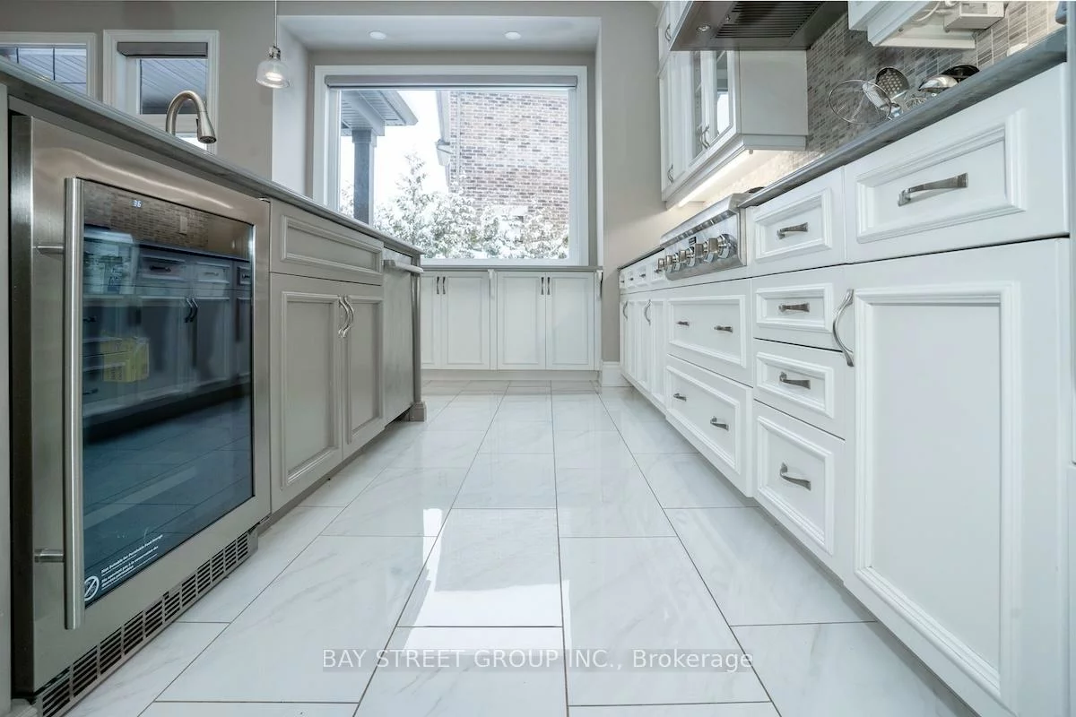 39, Cairns, King City, King