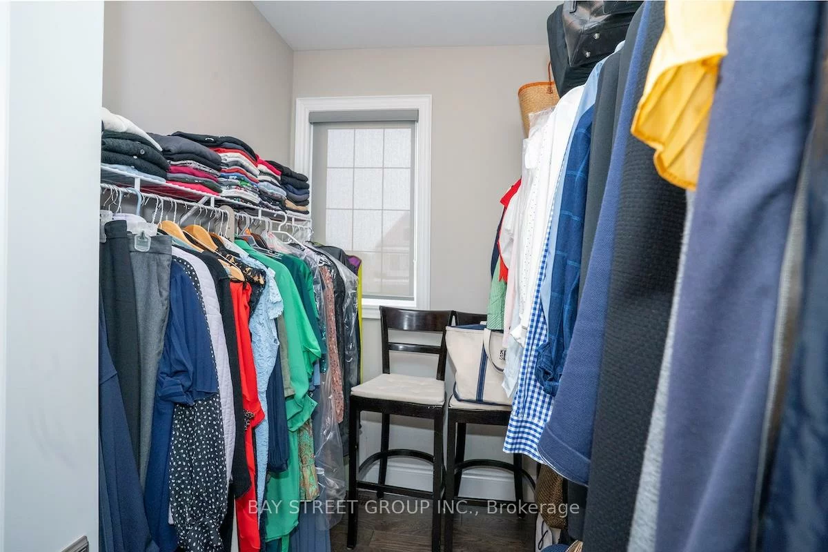 39, Cairns, King City, King