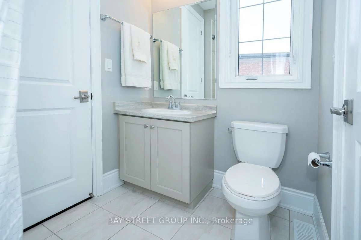 39, Cairns, King City, King