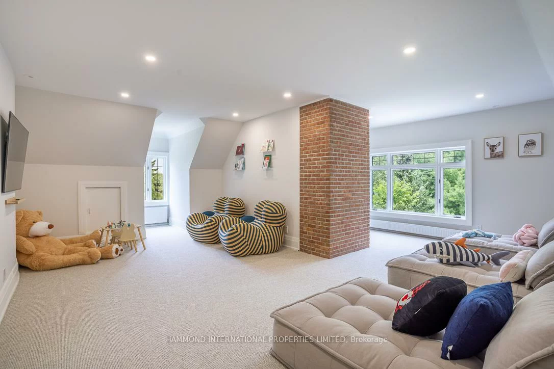 35, Kingswood, Rural King, King