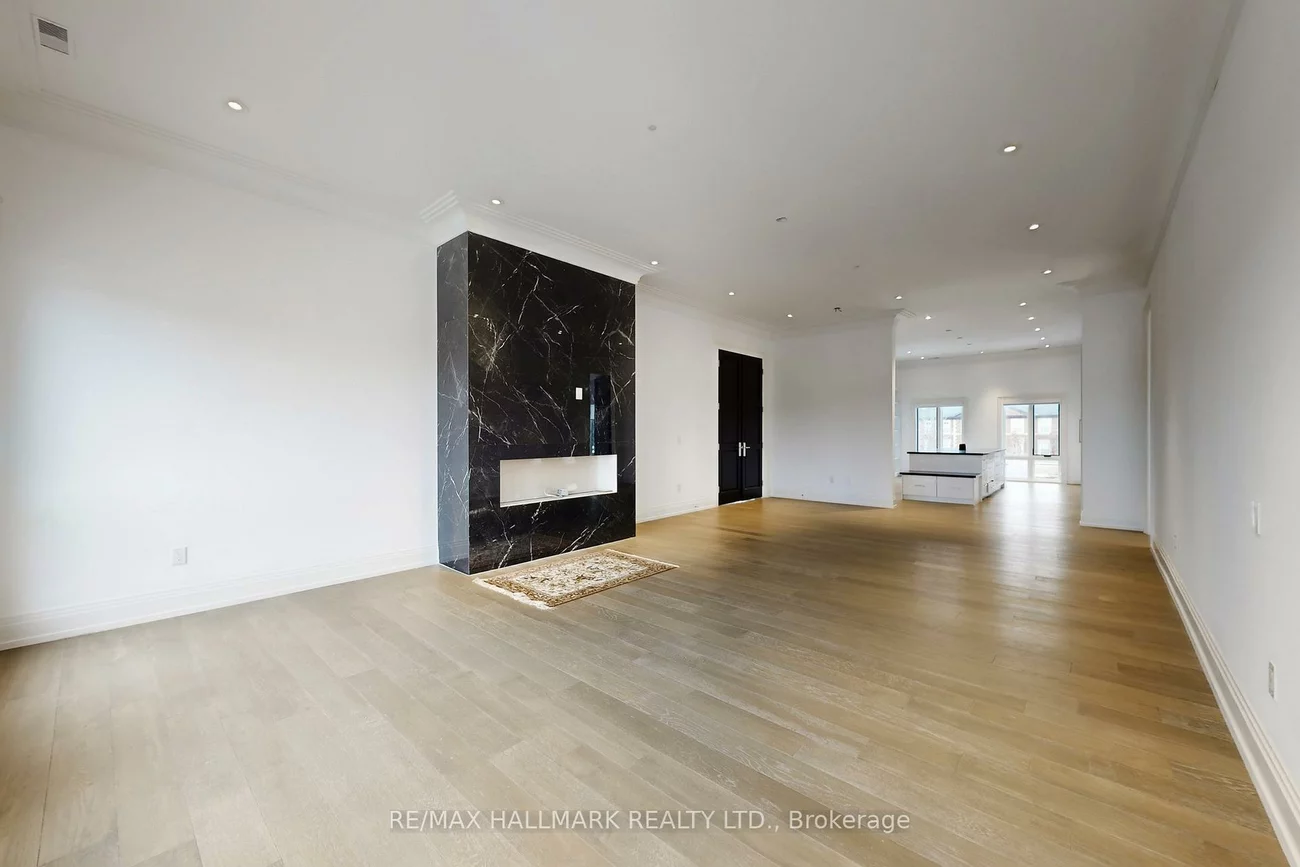 15, Eden Vale, Rural King, King