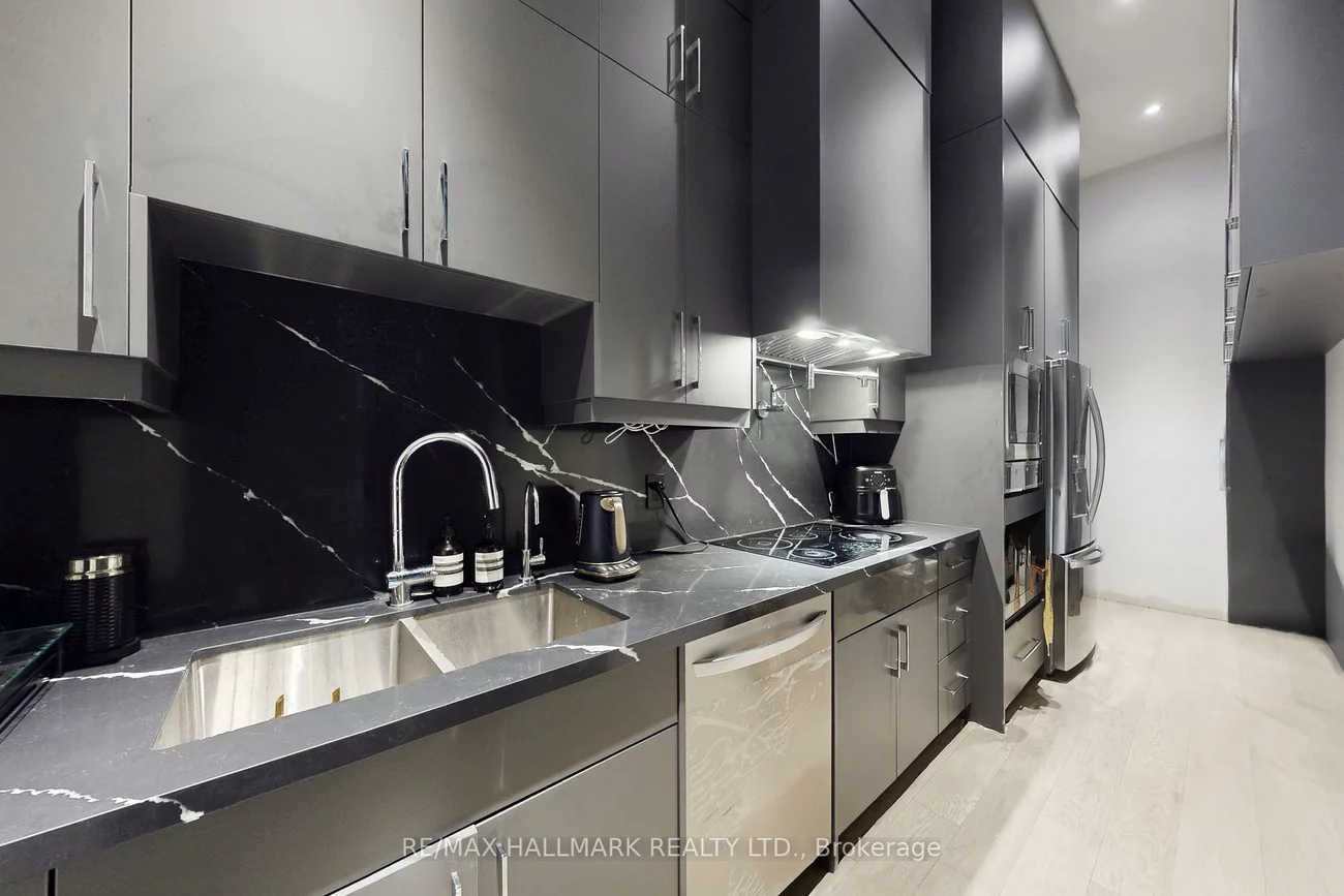 15, Eden Vale, Rural King, King