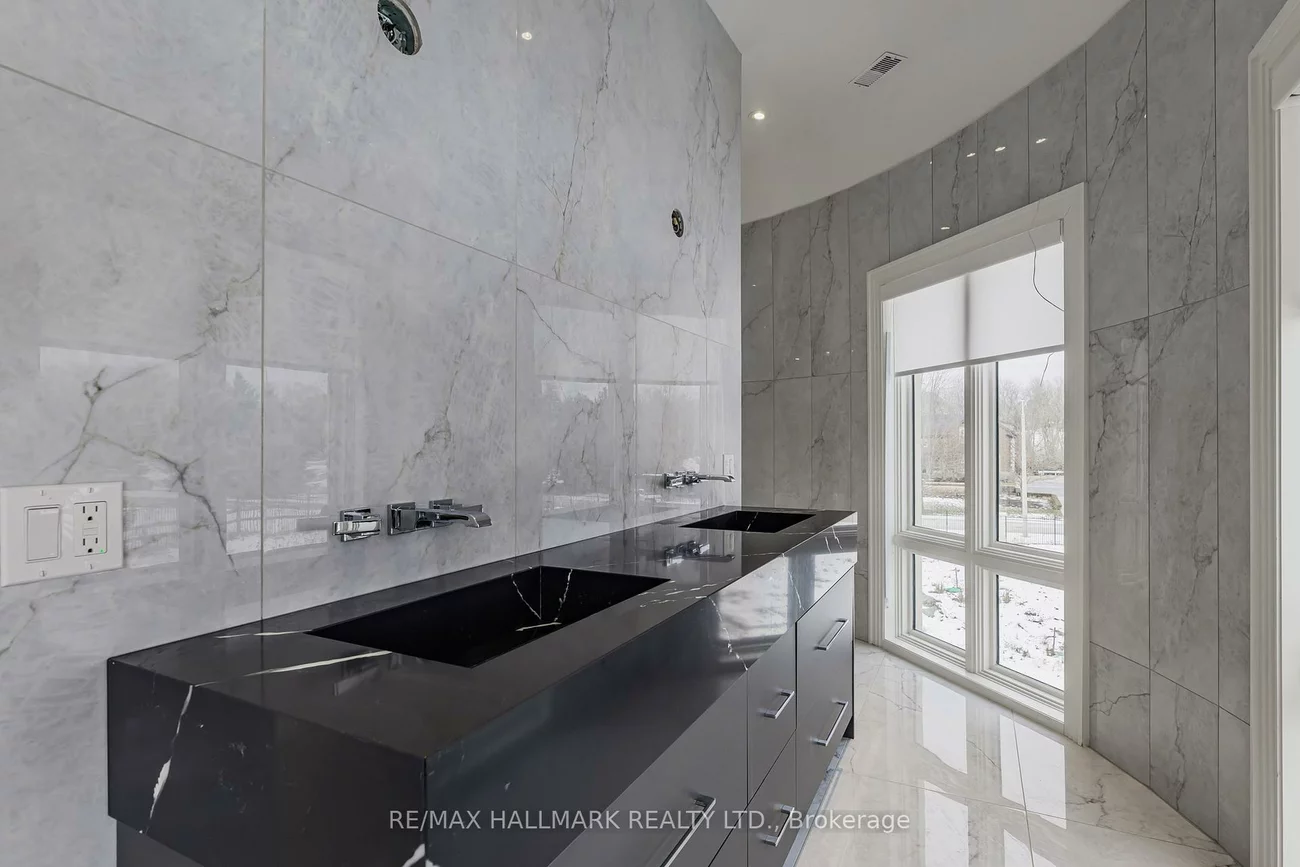 15, Eden Vale, Rural King, King