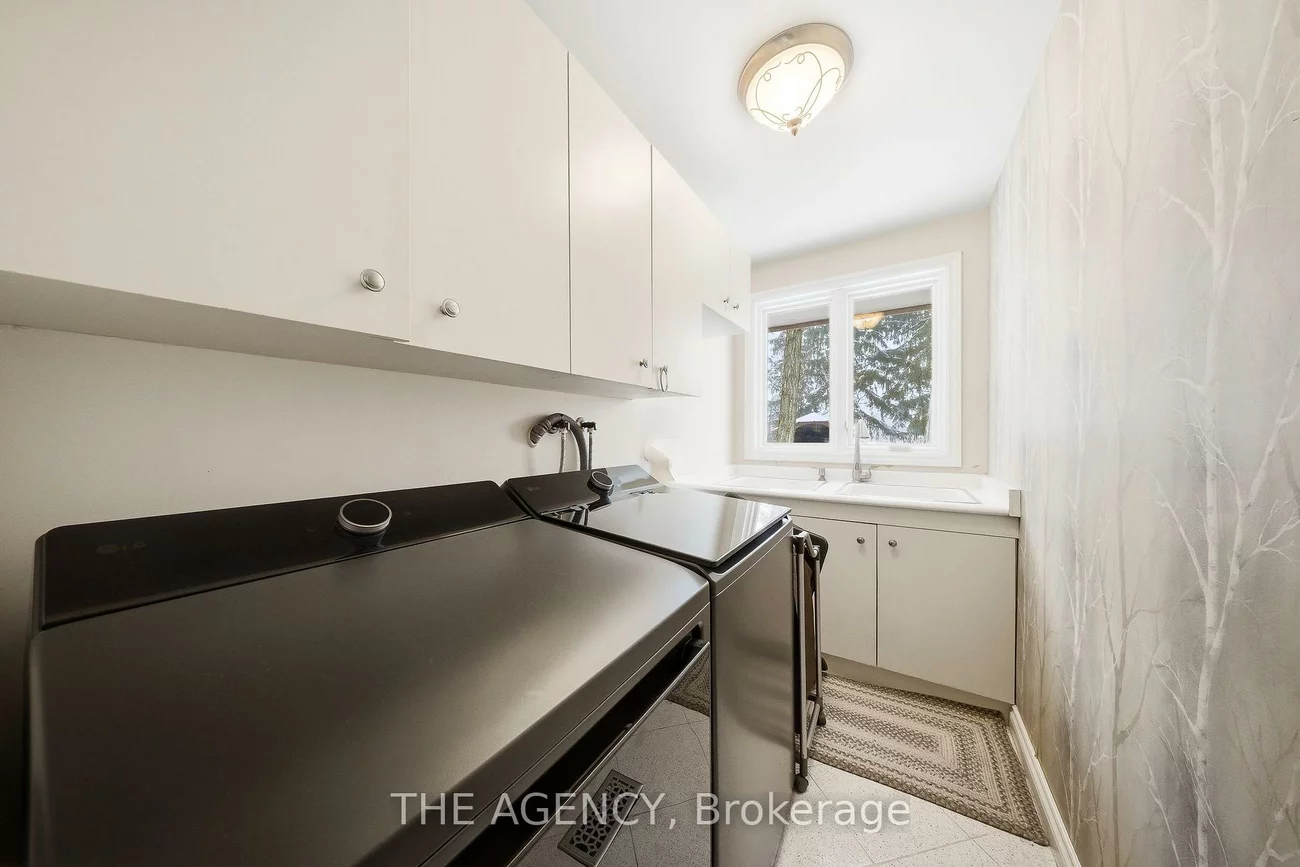 23, Cedarwood, Nobleton, King