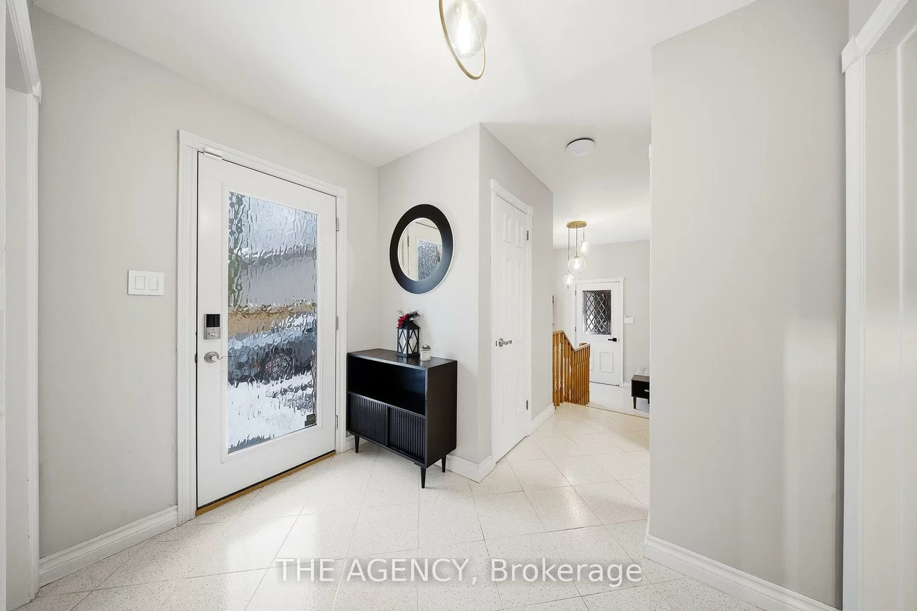 23, Cedarwood, Nobleton, King