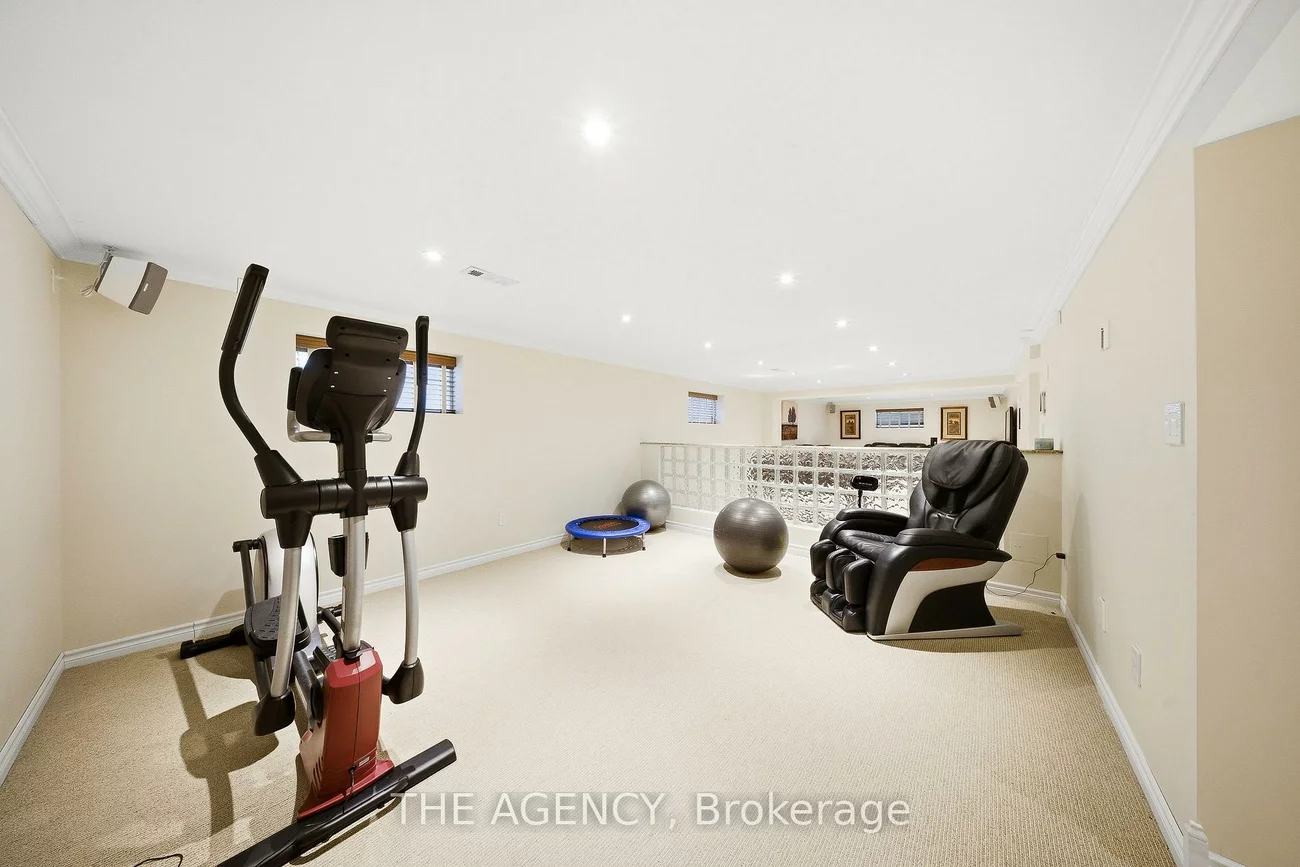 23, Cedarwood, Nobleton, King