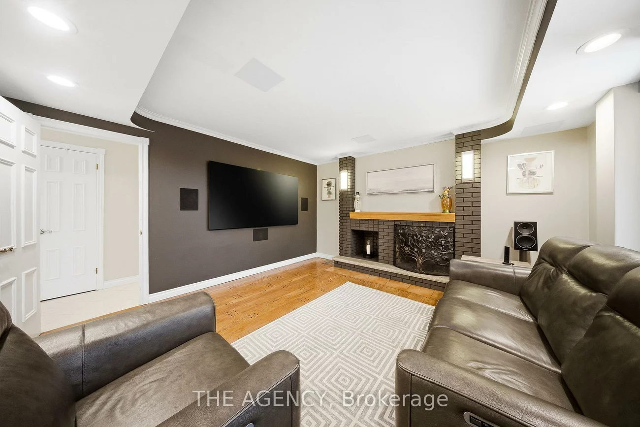 23, Cedarwood, Nobleton, King