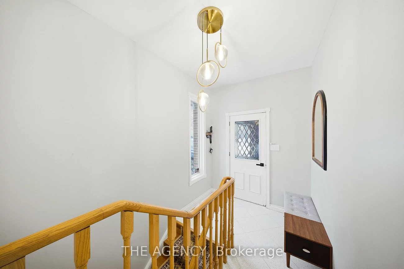 23, Cedarwood, Nobleton, King