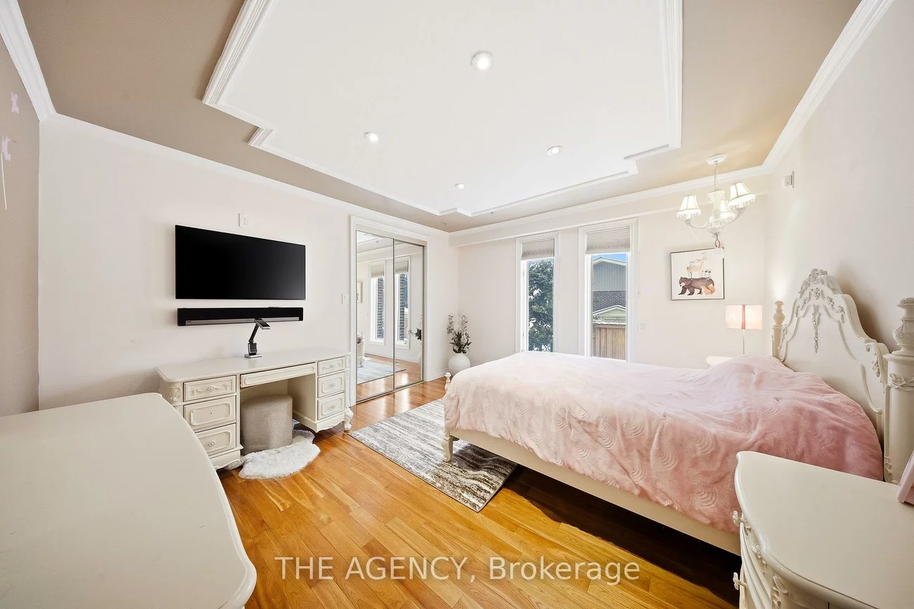 23, Cedarwood, Nobleton, King