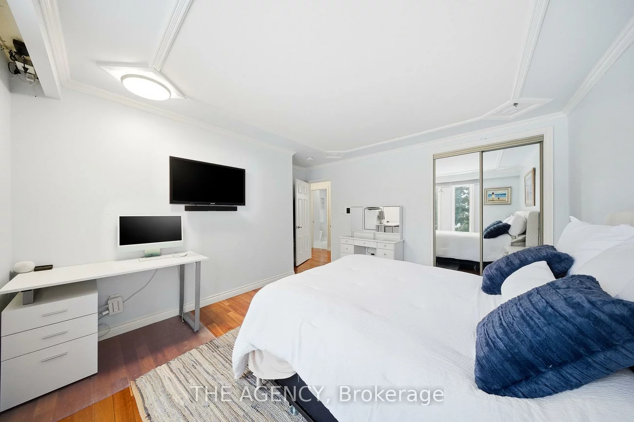 23, Cedarwood, Nobleton, King