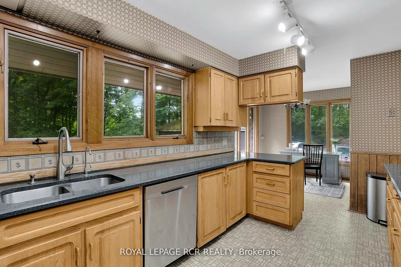 14615, 8th, Rural King, King