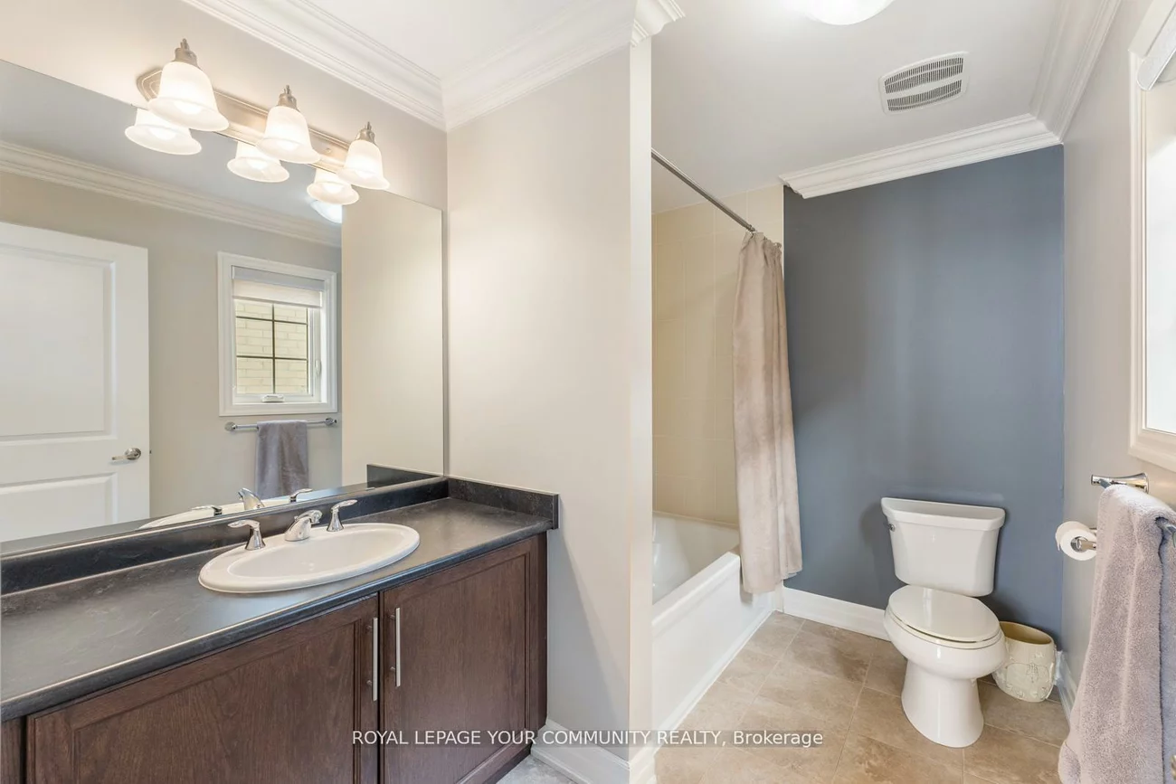 1, Terry View, King City, King