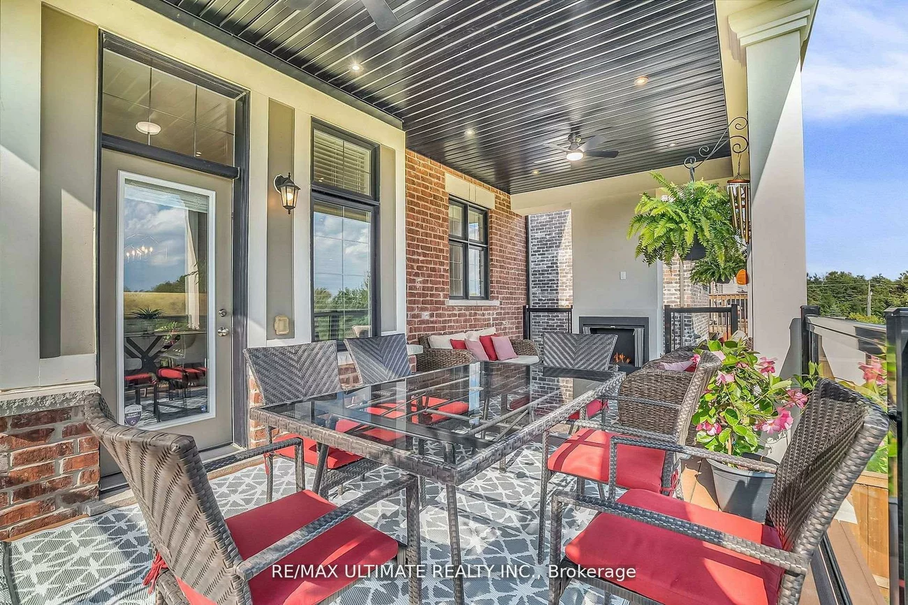 60, Cairns, King City, King