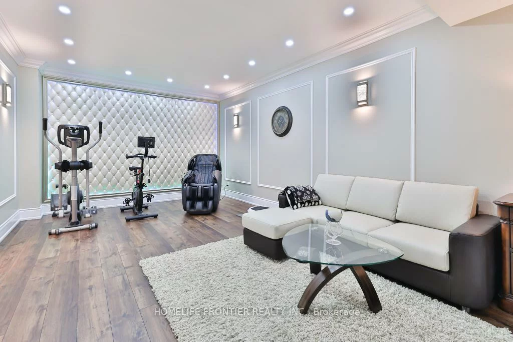 7645, 16th, Rural King, King