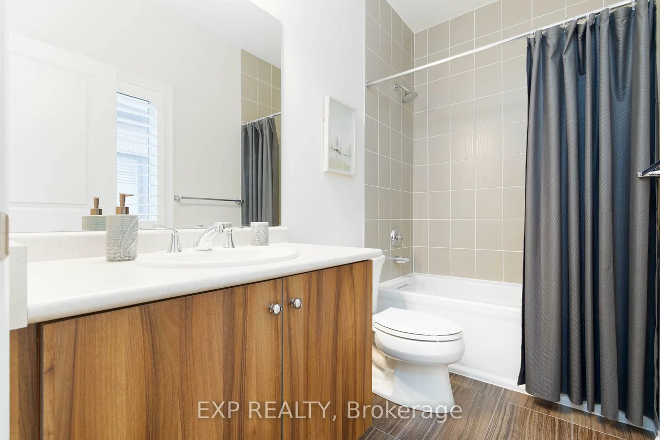 113, Burns, King City, King