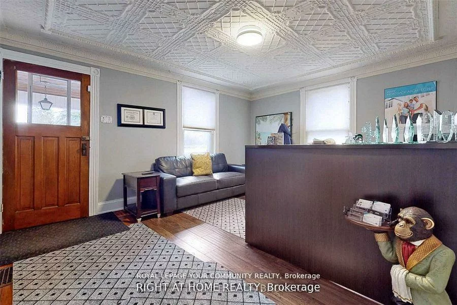 13066, Keele, King City, King