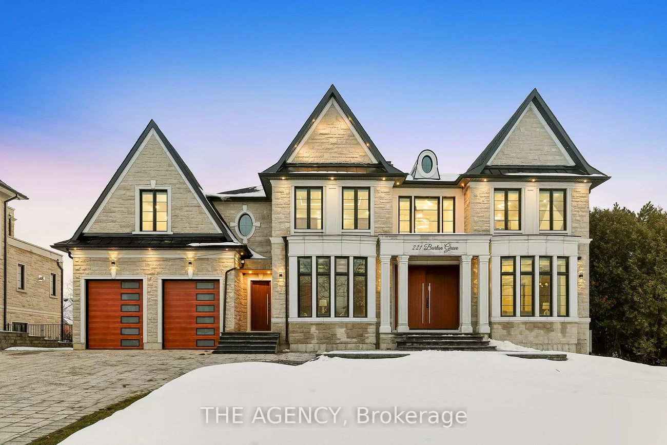 221, Burton Grove, King City, King