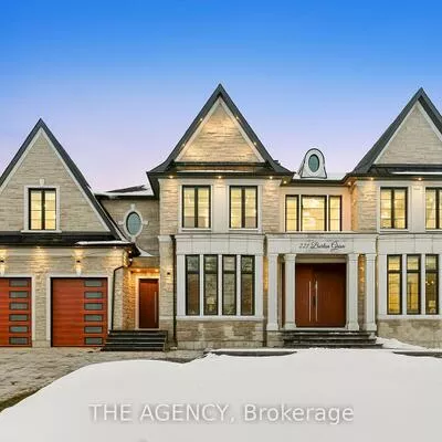 221, Burton Grove, King City, King