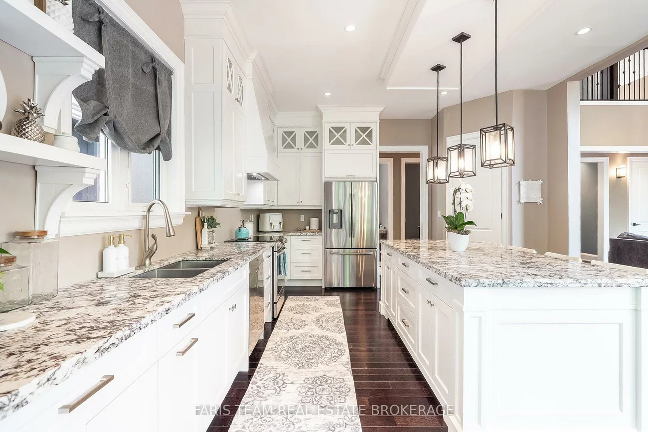 400, Lloyd's, Pottageville, King