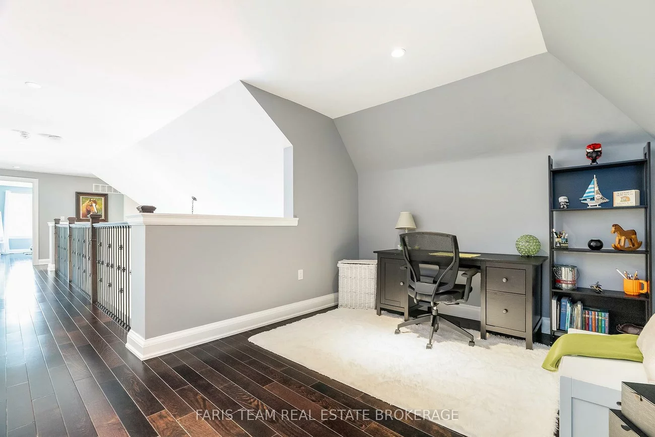 400, Lloyd's, Pottageville, King