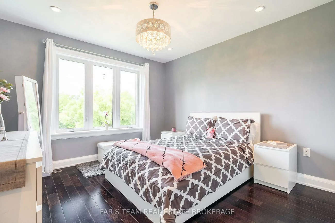 400, Lloyd's, Pottageville, King