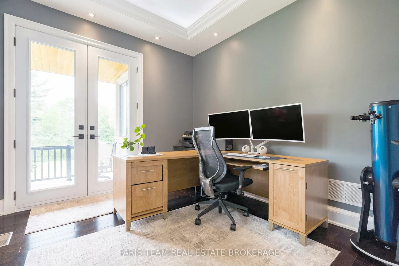 400, Lloyd's, Pottageville, King