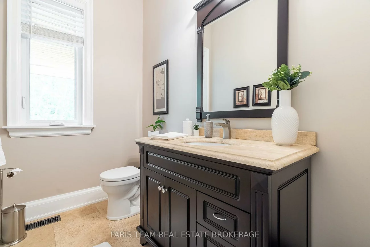 400, Lloyd's, Pottageville, King