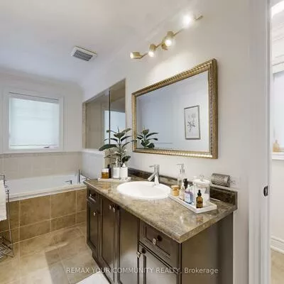 43, Fairmont Ridge, Nobleton, King