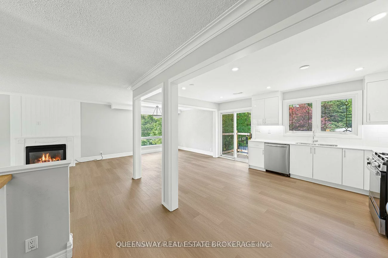 1268, 15th, Rural King, King