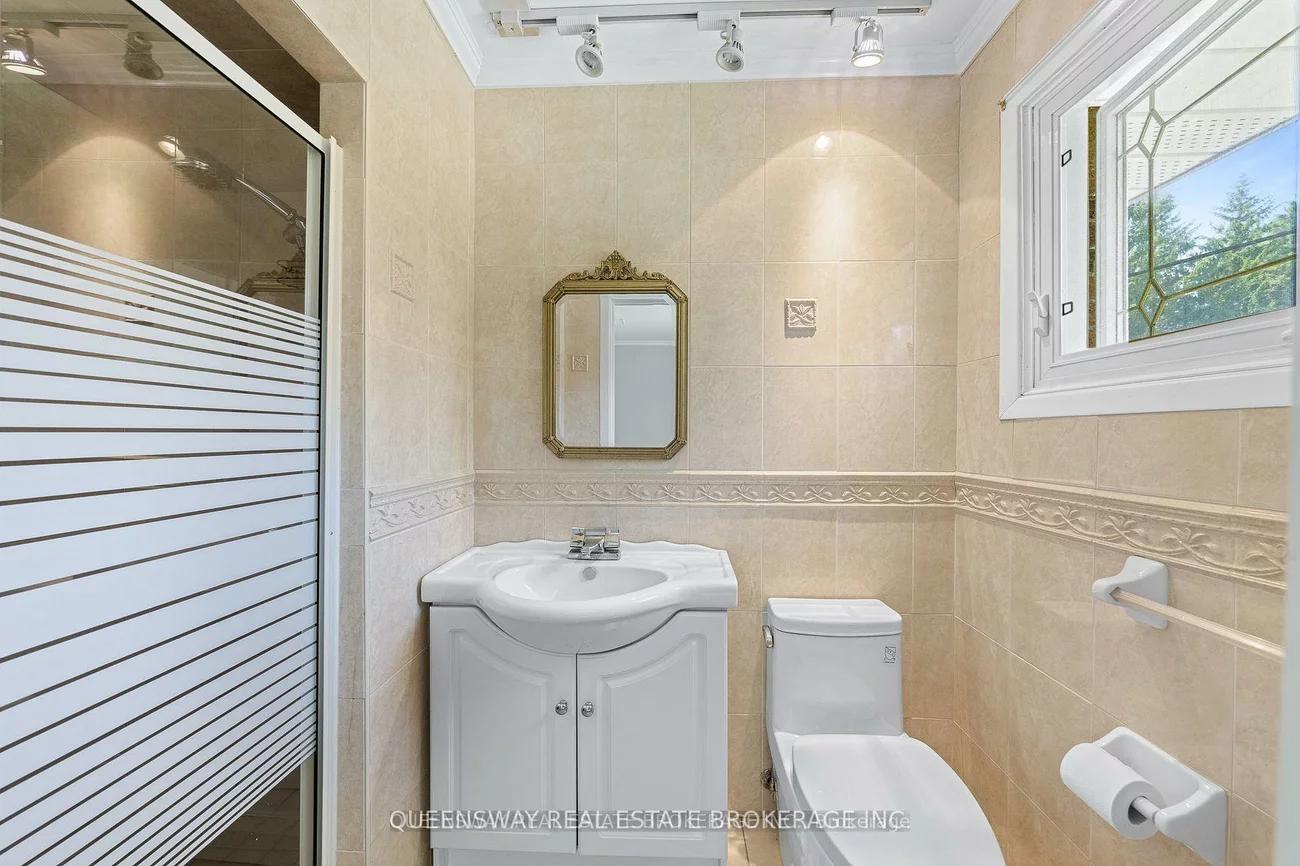 1268, 15th, Rural King, King