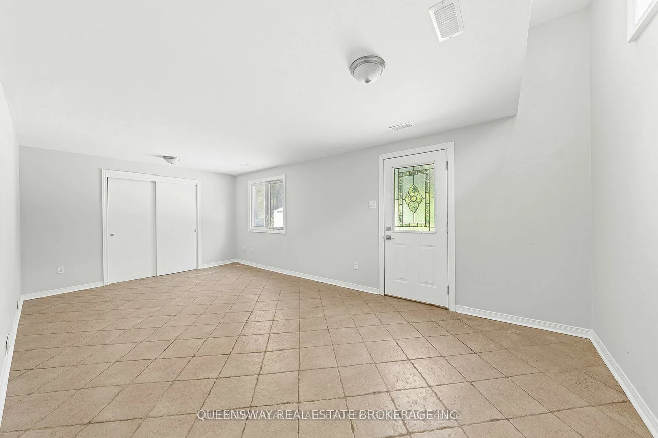 1268, 15th, Rural King, King