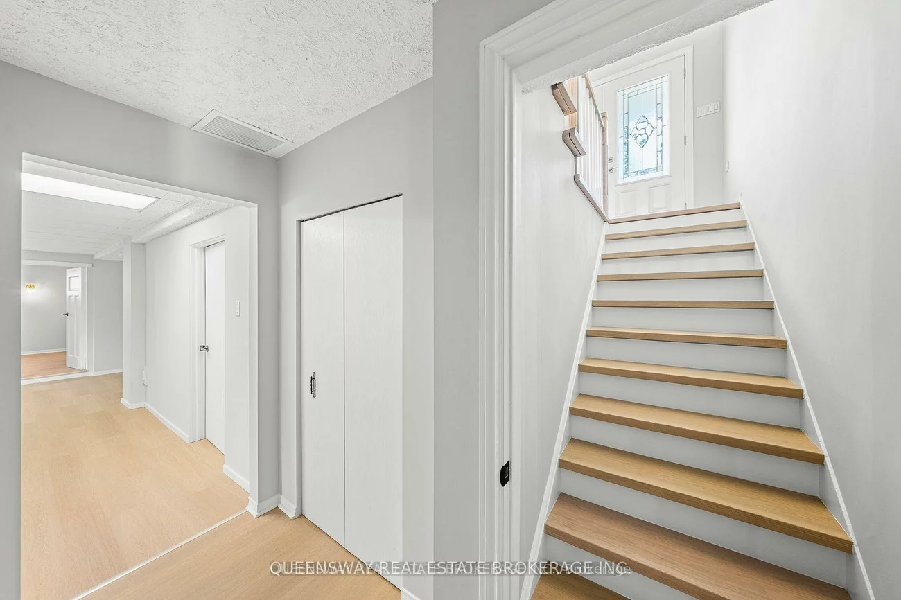 1268, 15th, Rural King, King