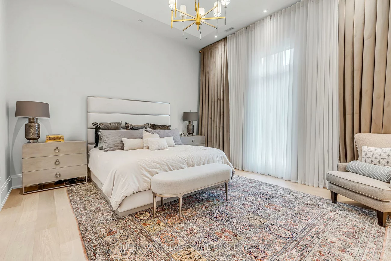 2600, 17th Sideroad, King City, King