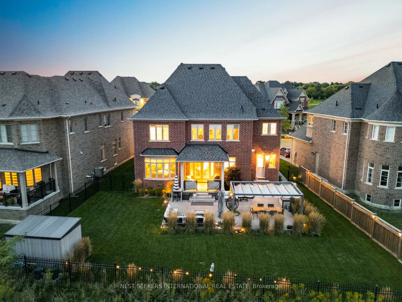 9, Larkin, Nobleton, King