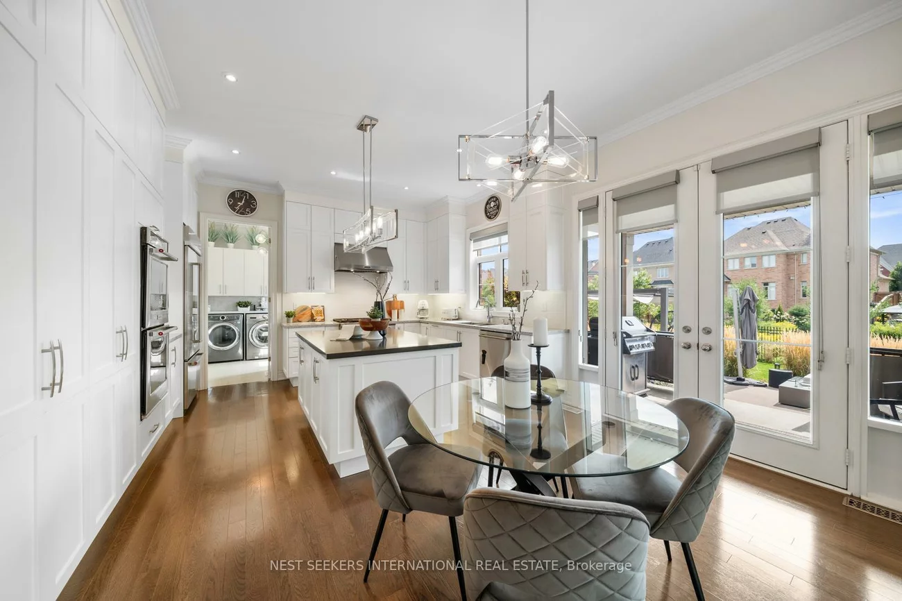 9, Larkin, Nobleton, King