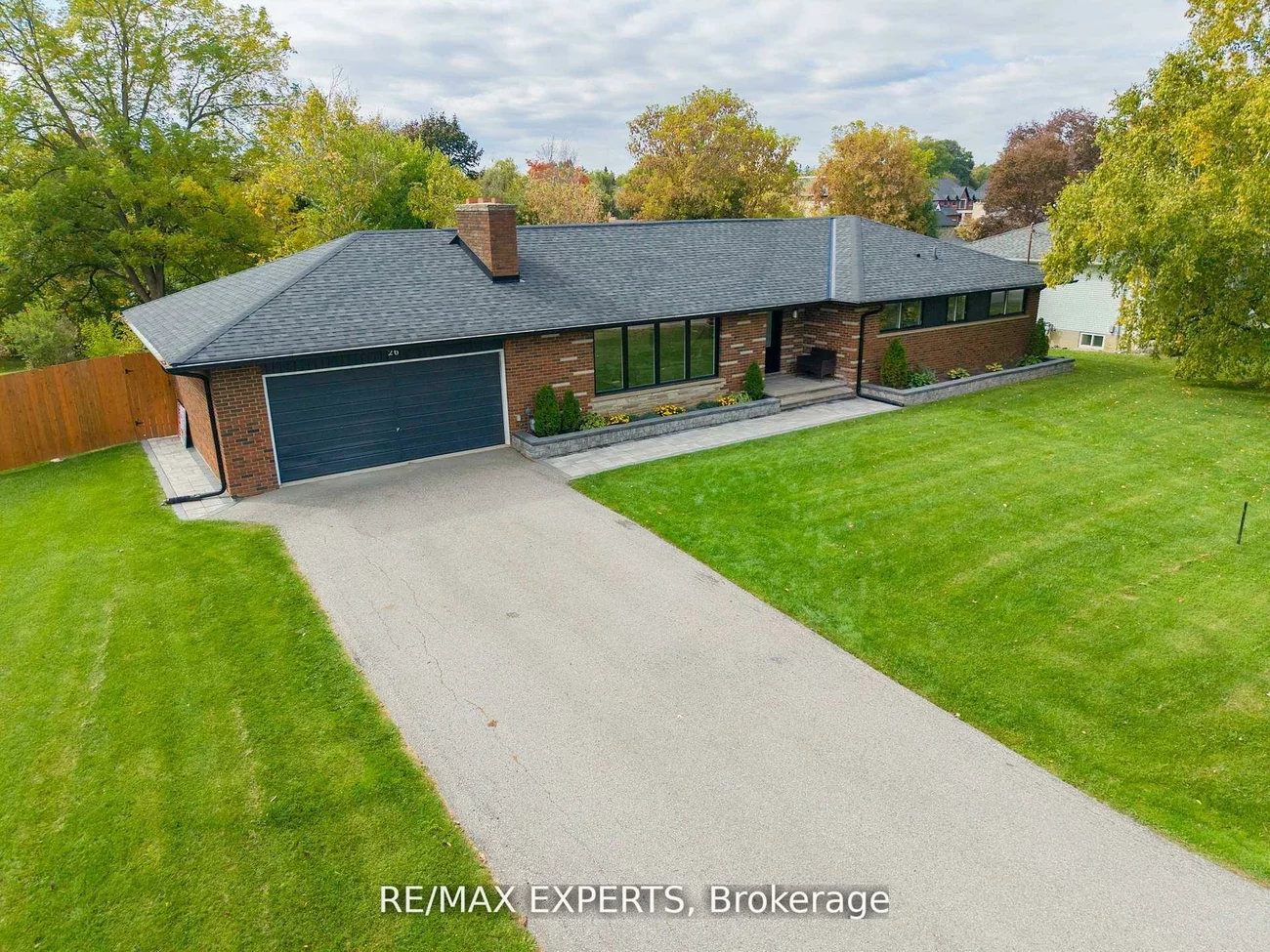 26, Wellar, Nobleton, King