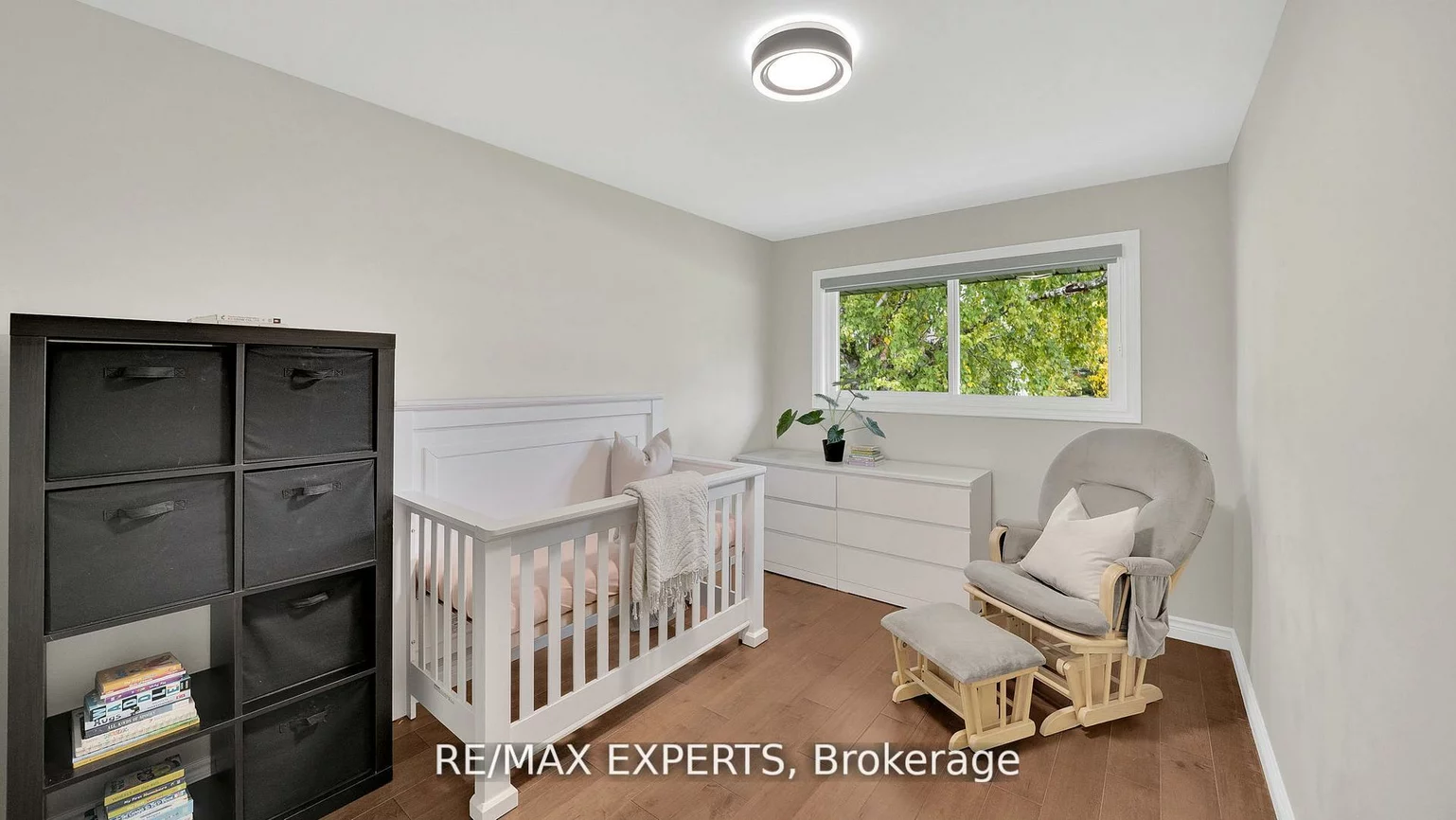 26, Wellar, Nobleton, King