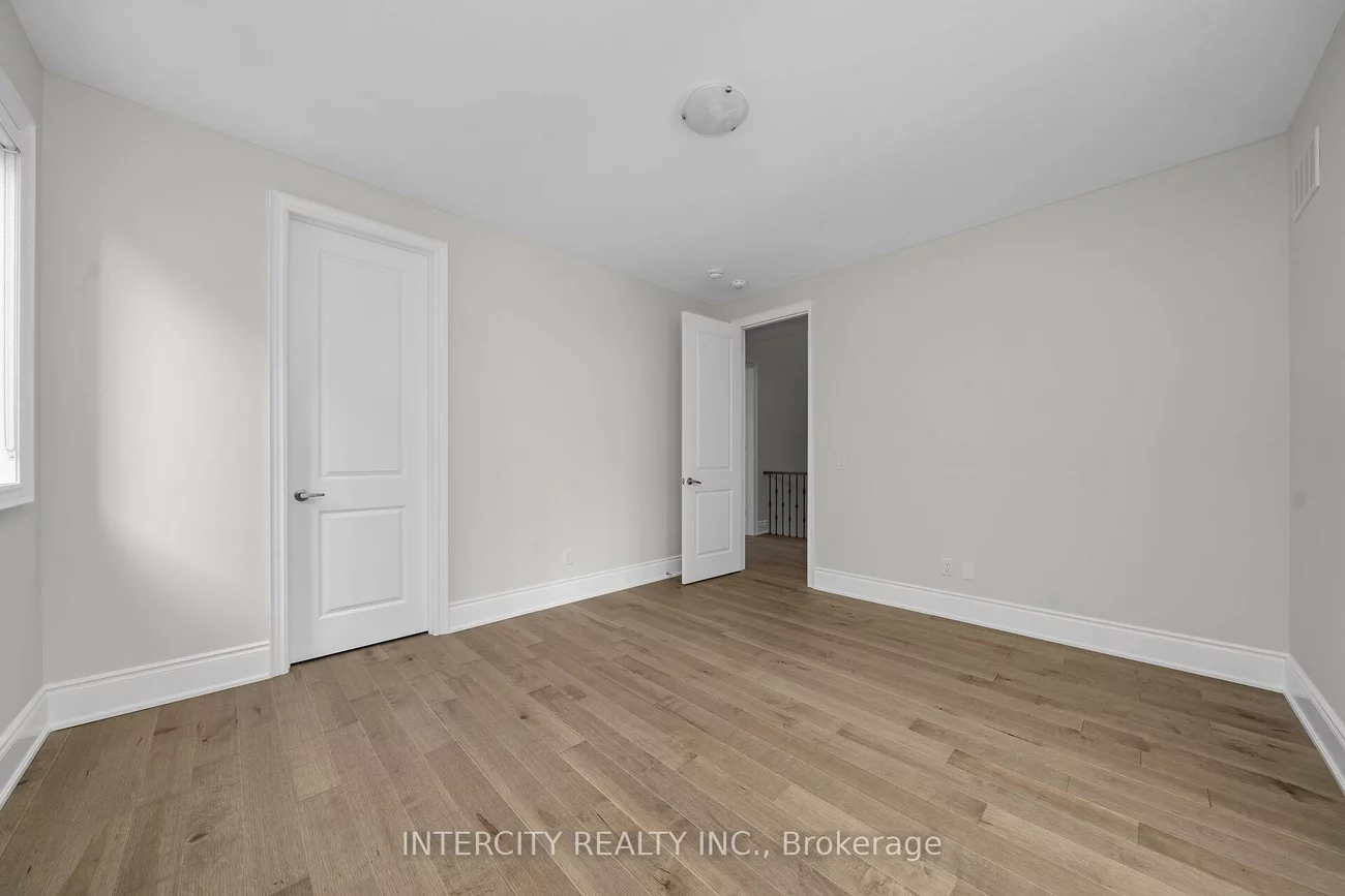 20, Saxby Farm, King City, King