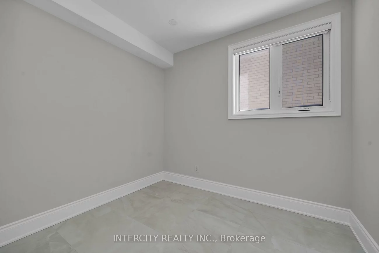 20, Saxby Farm, King City, King